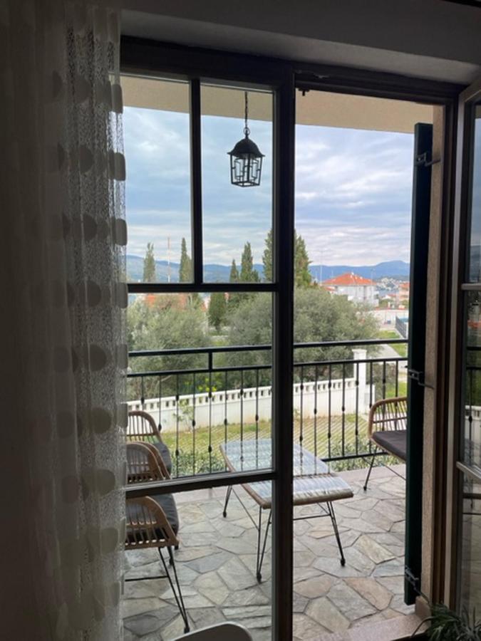 Apartments Villa Kameja Donji Okrug  Zewnętrze zdjęcie
