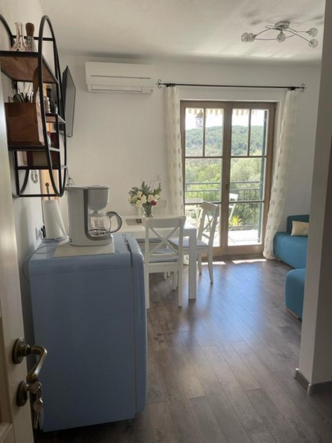 Apartments Villa Kameja Donji Okrug  Zewnętrze zdjęcie